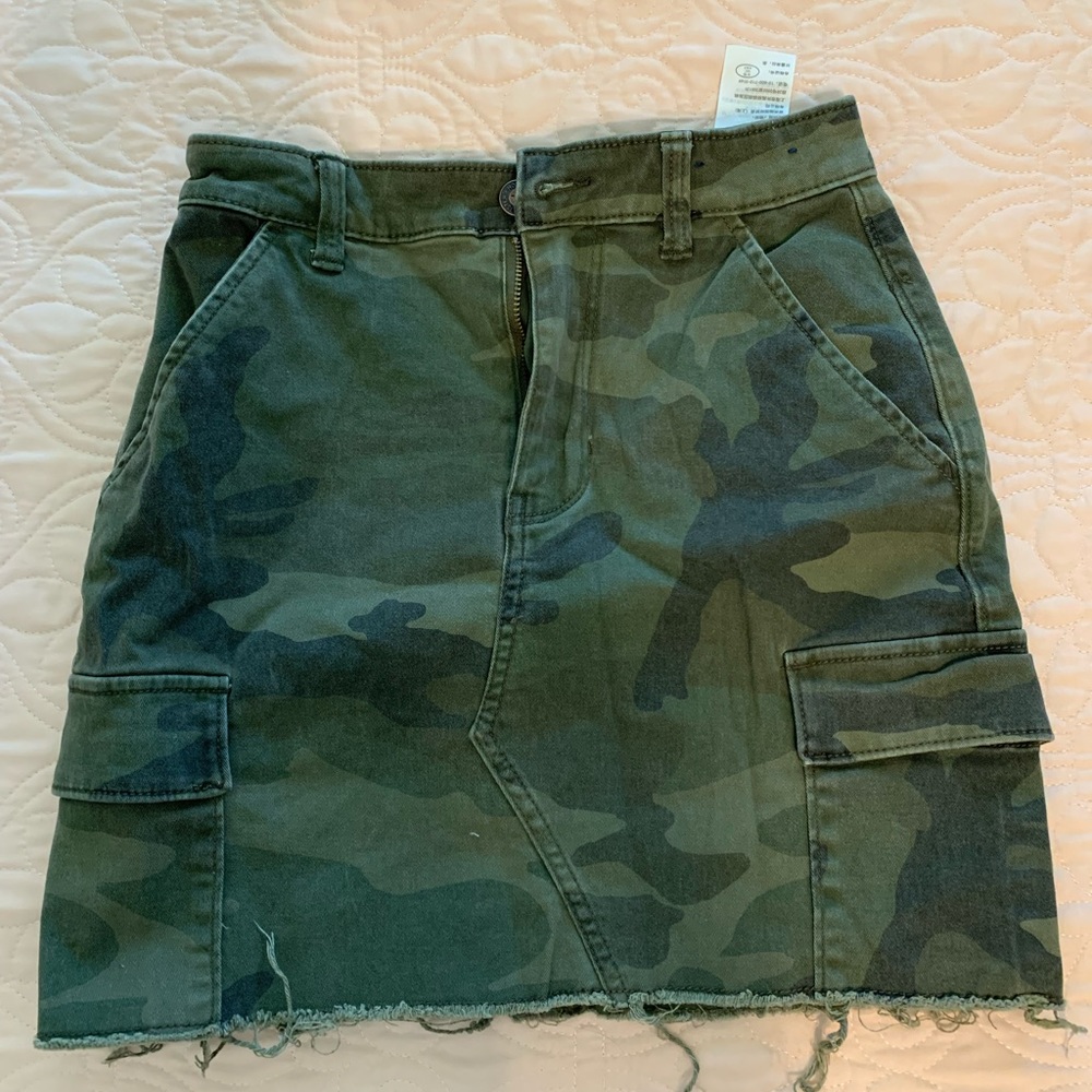 Hollister Camo Skirt